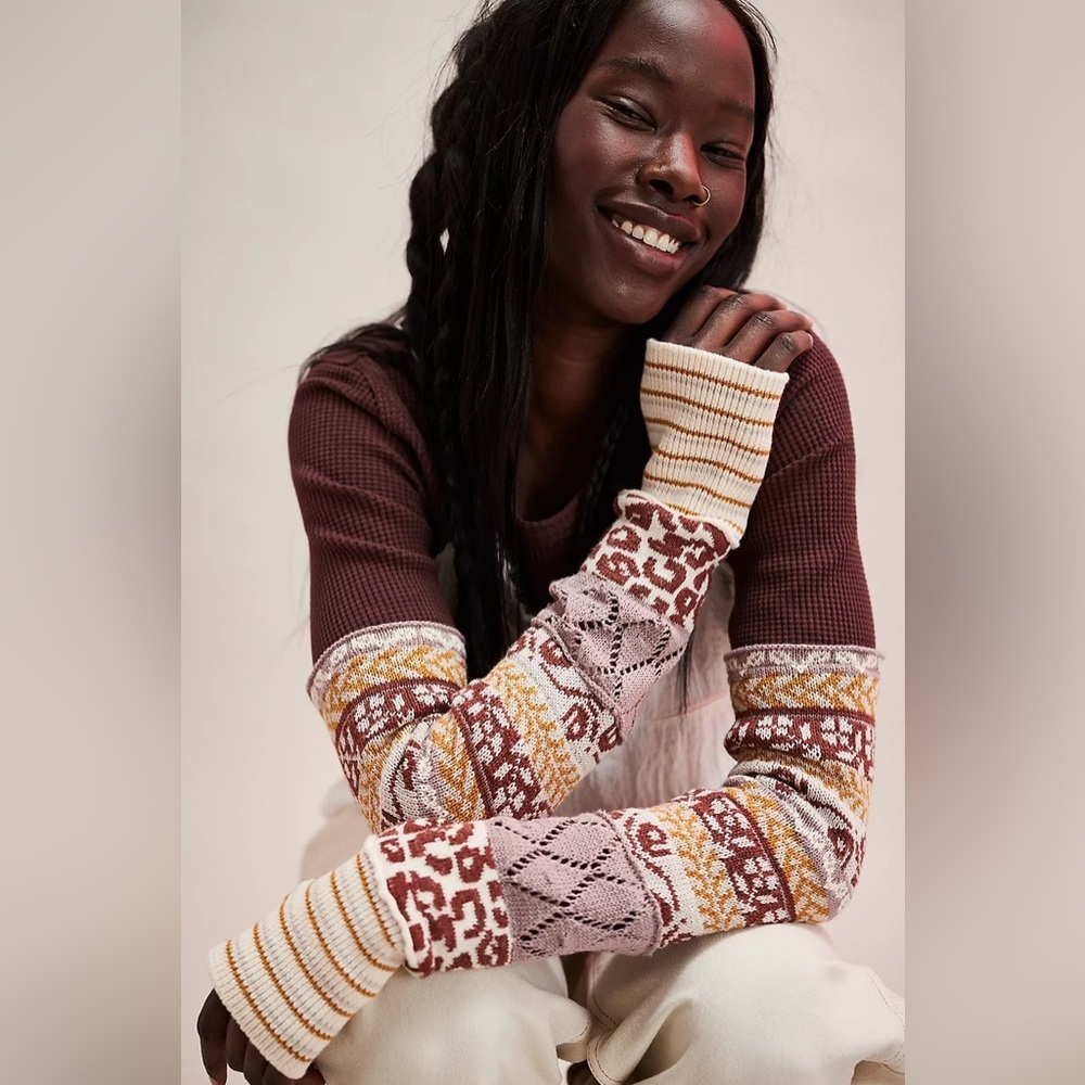 We The Free by Free People All In Cuff Thermal Waffle Knit Thumbhole Top - Picture 3 of 8